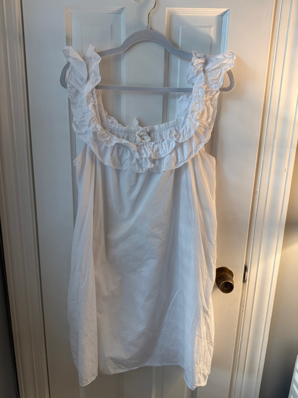 Hyacinth House White Ruffle-Trim Sleep-Style Chemise Minidress Medium
